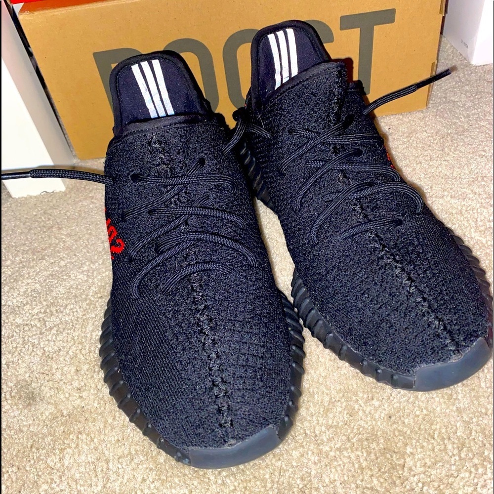 yeezy 350 v2 bred